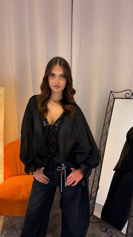 Blusa over romantica nera effetto vedo non vedo