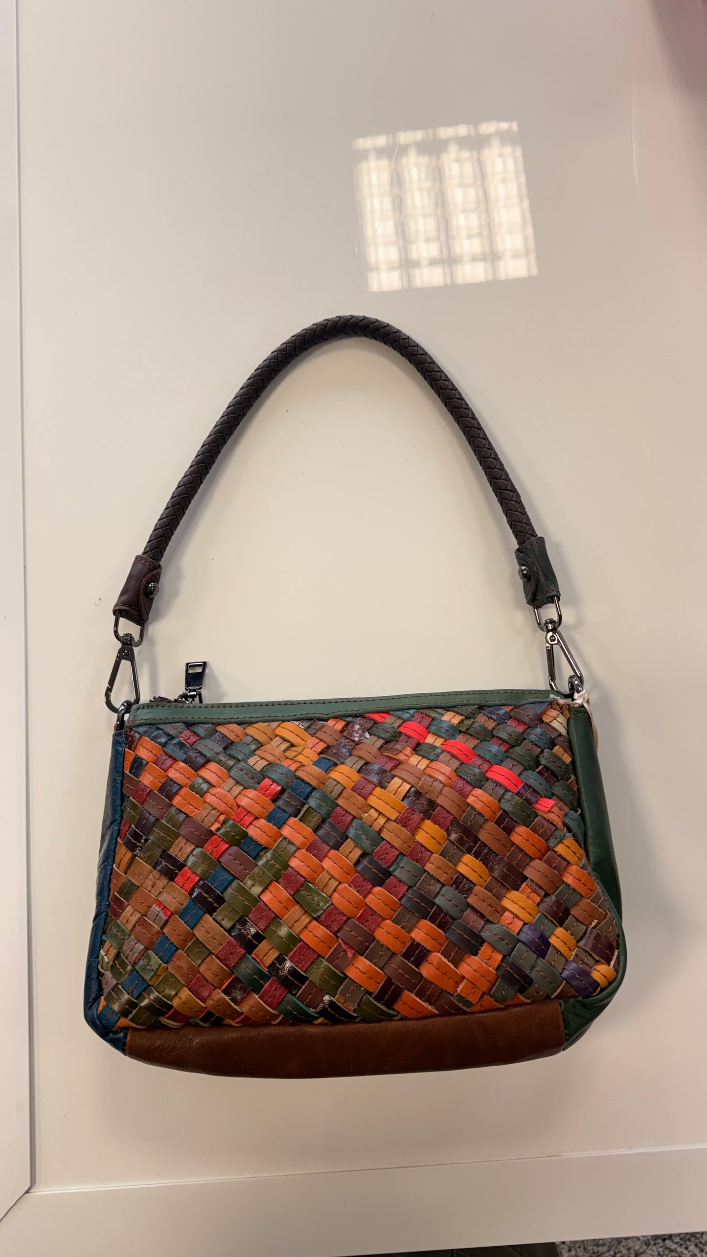 Borsa in pelle intrecciata multicolor