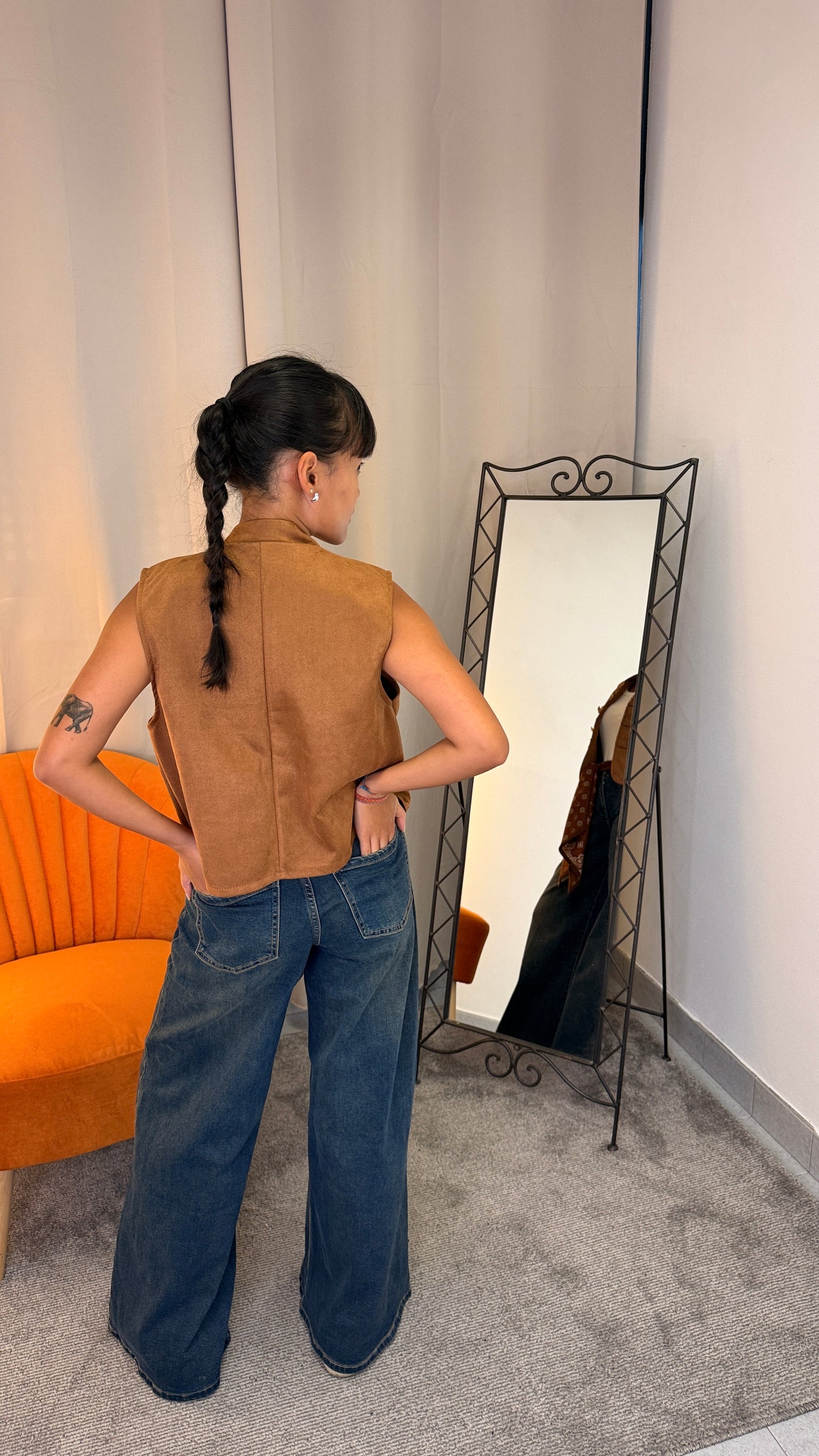 Gilet smanicato cammello – vista retro