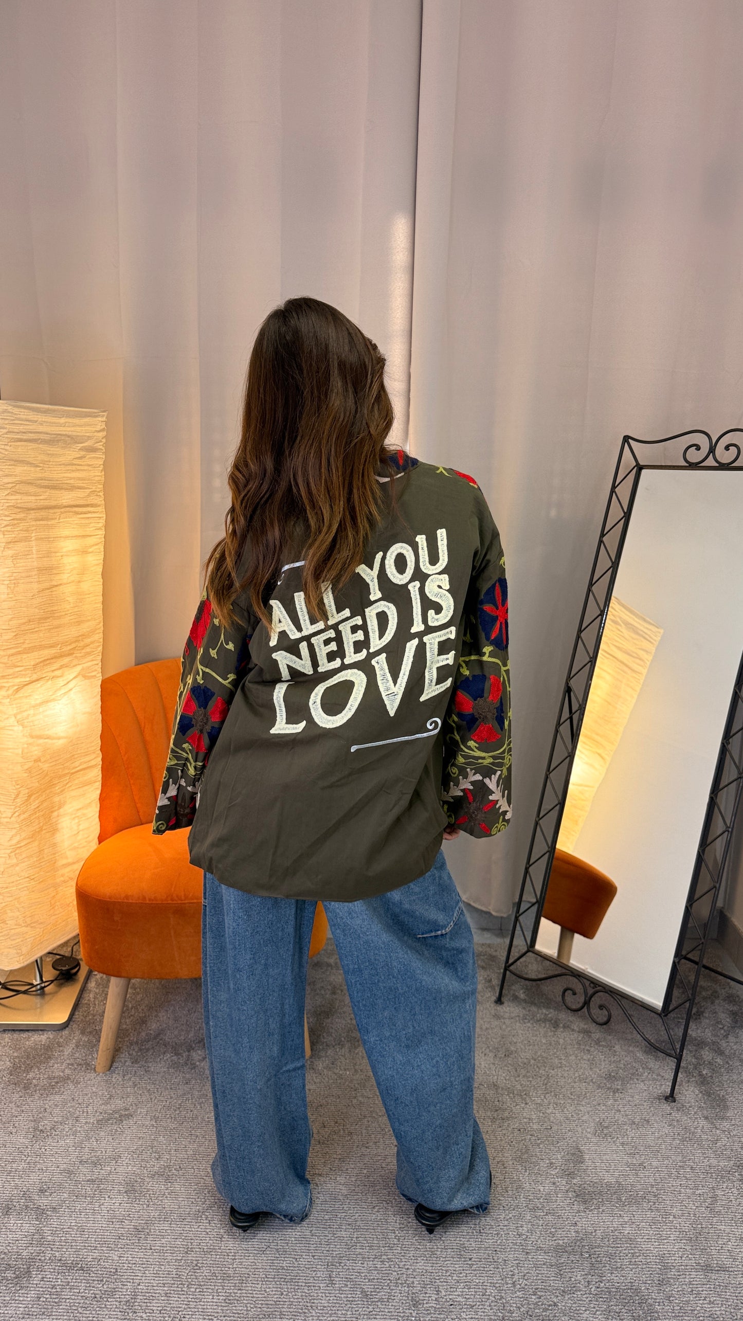 Giacca ricamata Civico 1 – scritta retro All You Need Is Love