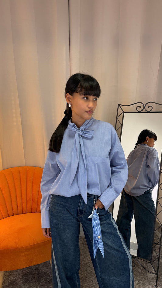 Camicia con fiocco Civico 1 - look completo