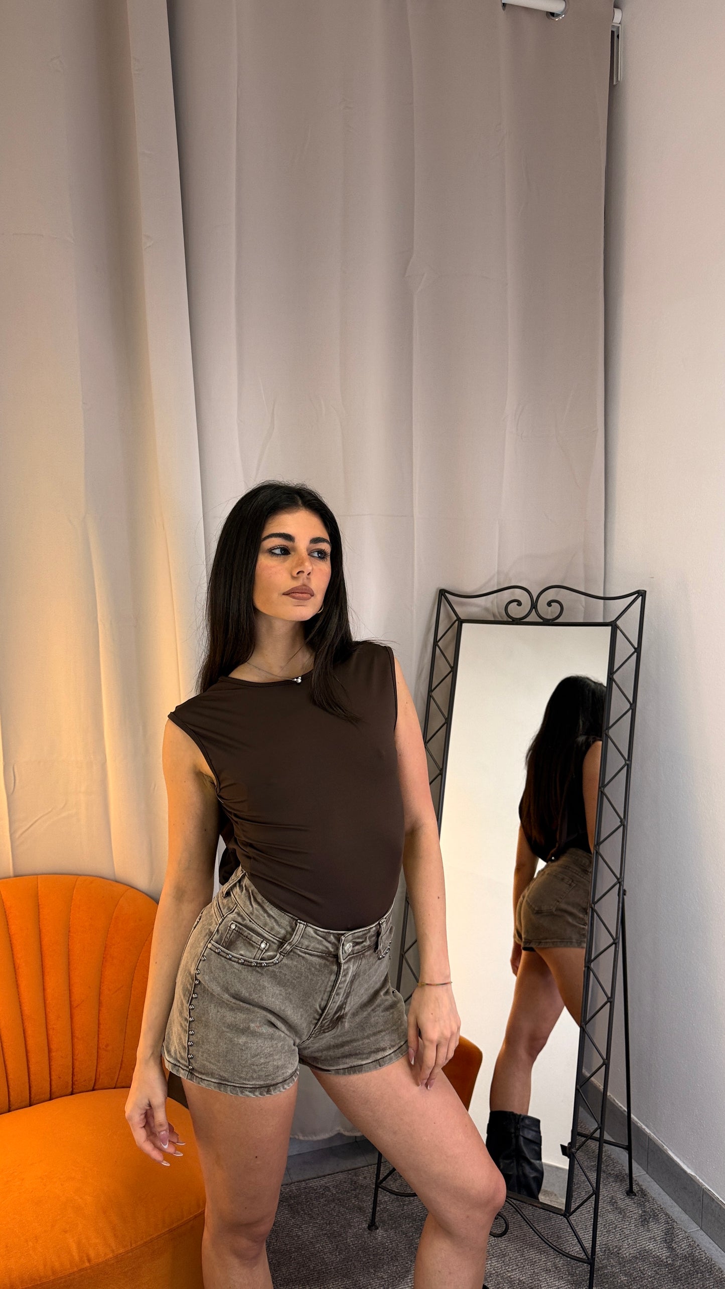 Body Scollato con Inserto Dorato